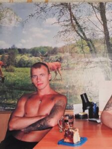 Виталий Реутов фотки из зоны